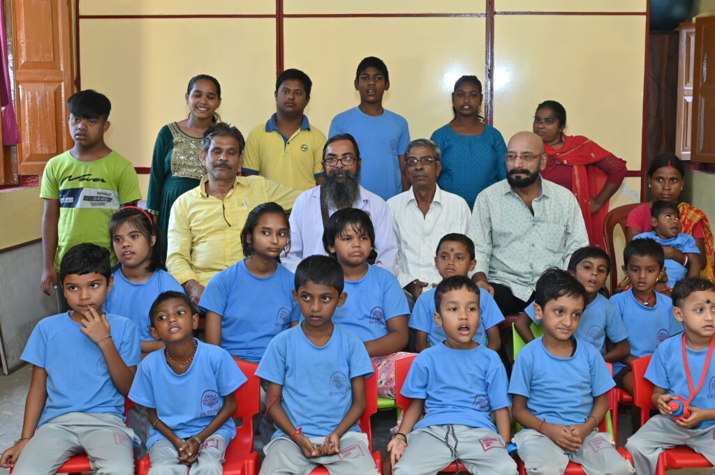 Group image with our president , secretary , and our students 