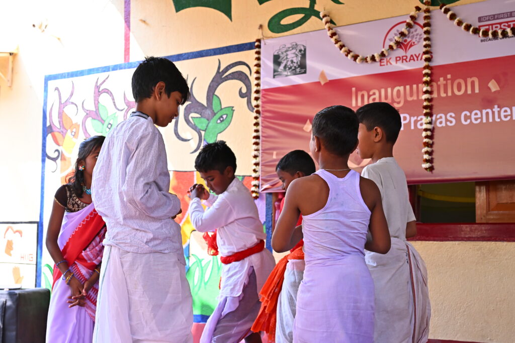 Inclusive dance performance by special and mainstream children at Bandhu Puru